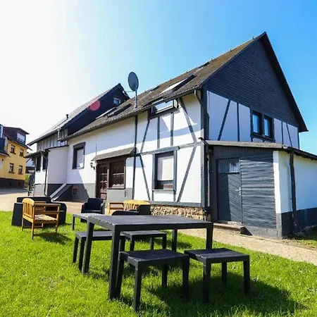 Nringrooms Exit-breidscheid Apartmán *