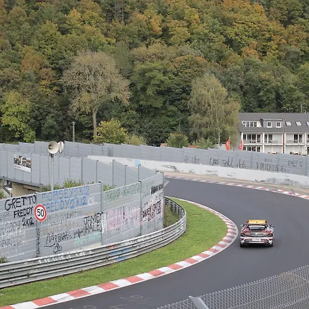 Nringrooms Exit-breidscheid 아파트